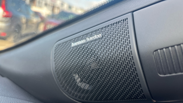 Renault Symbioz 1.6 E-Tech FHEV 145 Iconic Esprit Alpine 5dr Auto Hybrid Estate